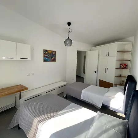 Ferienhaus Sunkissedvilla Draç